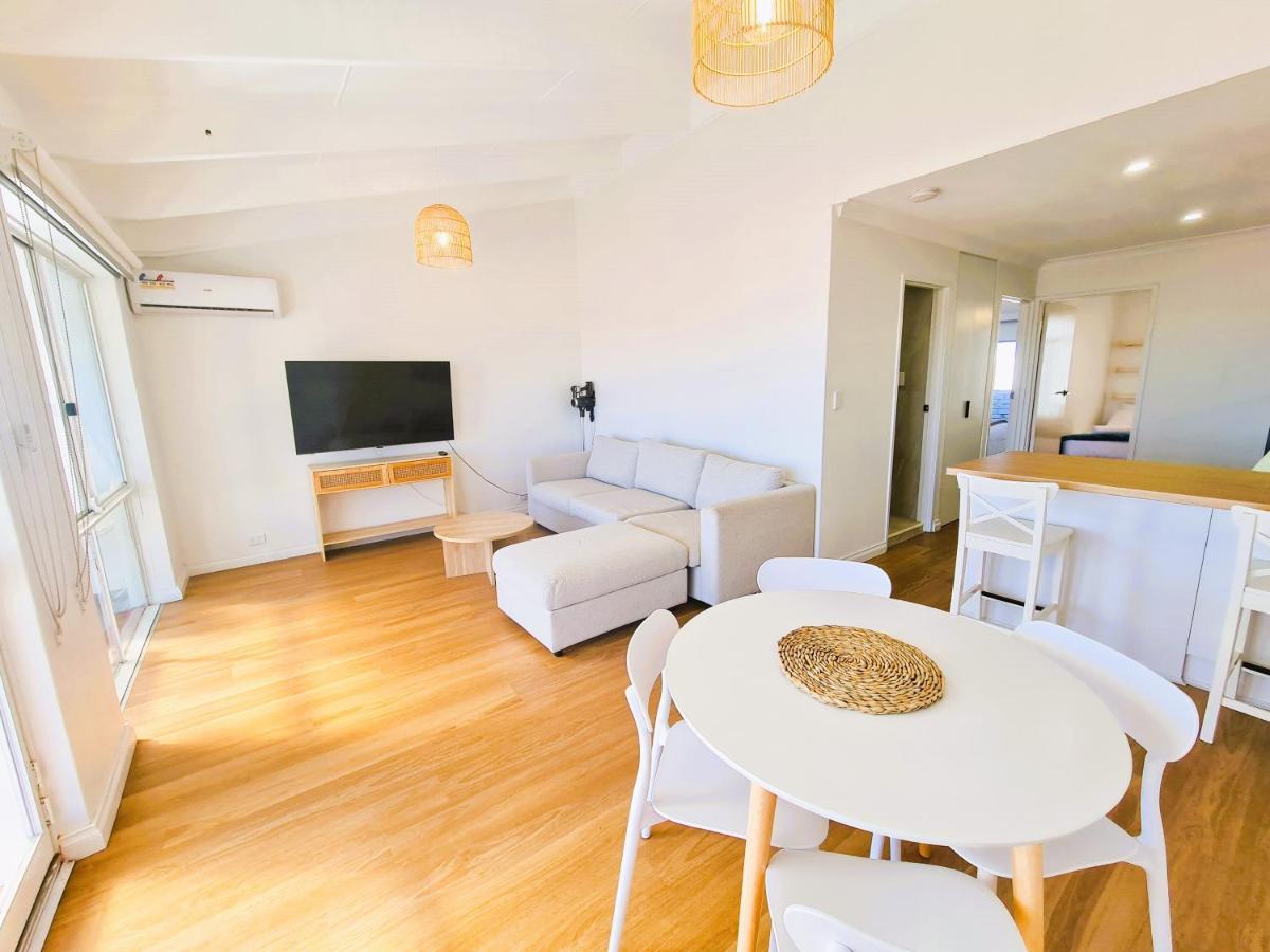 West Beach Lagoon 114 - Ocean Views West Perth エクステリア 写真