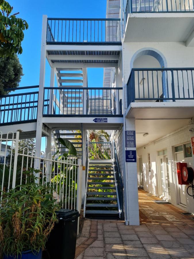 West Beach Lagoon 114 - Ocean Views West Perth エクステリア 写真