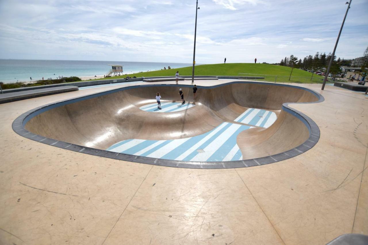 West Beach Lagoon 114 - Ocean Views West Perth エクステリア 写真